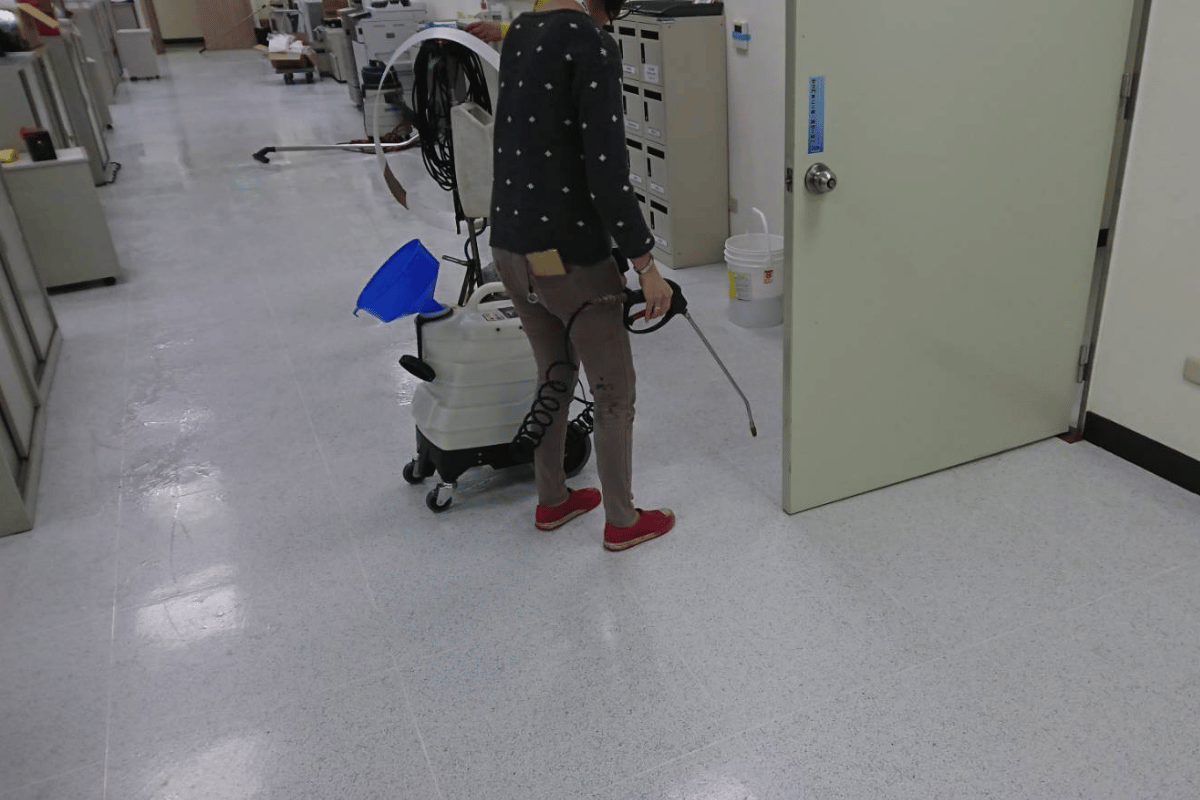 地板清潔
